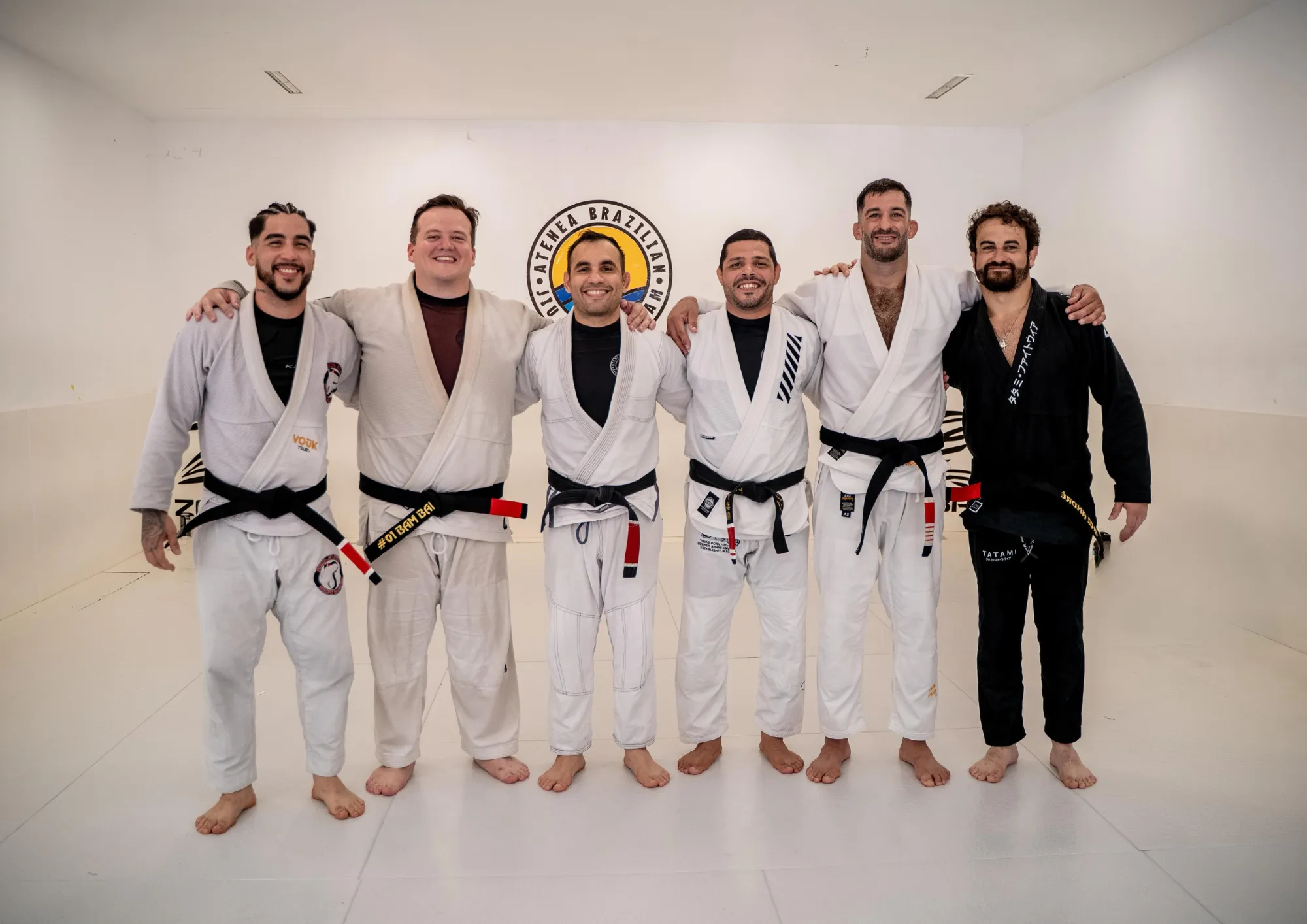 Cinturones negro en jiu jitsu brasileno